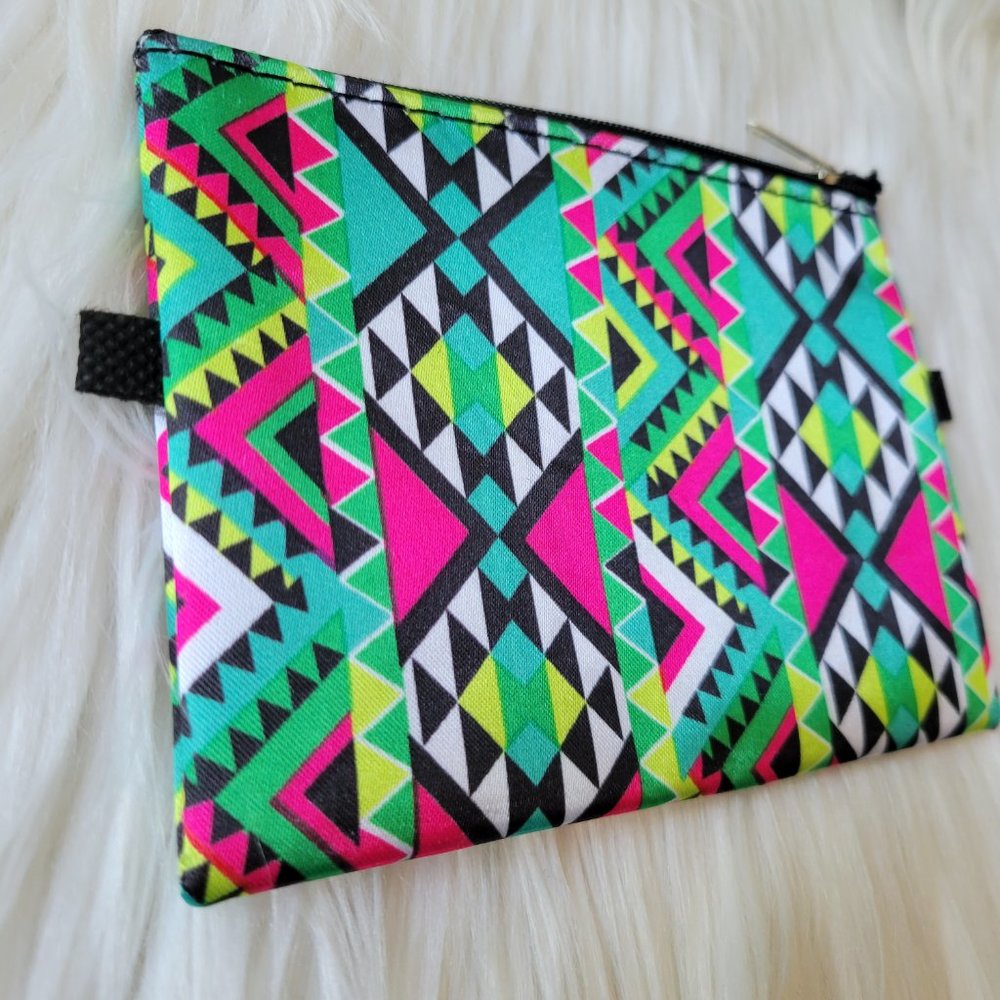 2 Piece Geometric Pattern Design Pouch Set - image 7